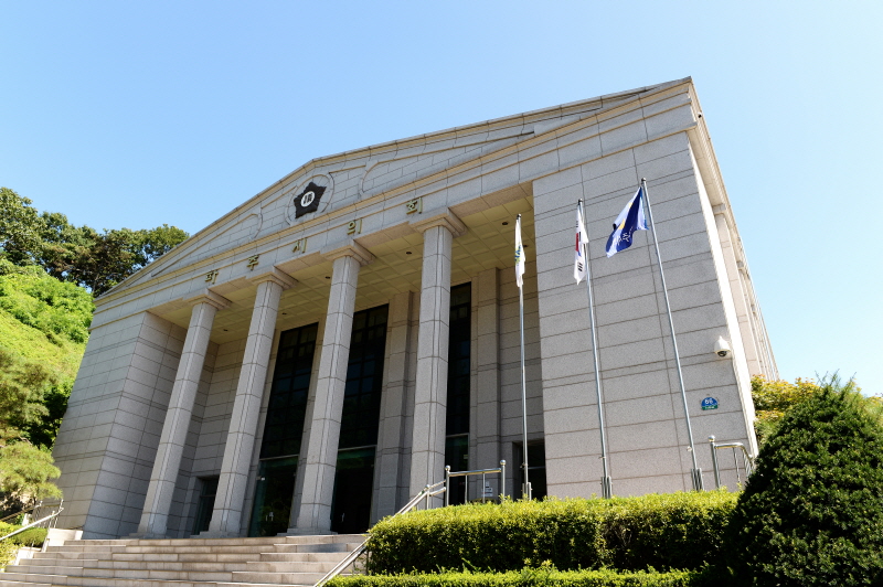 파주시의회, 정기인사 단행…심태식 의회사무국장 자체 승진