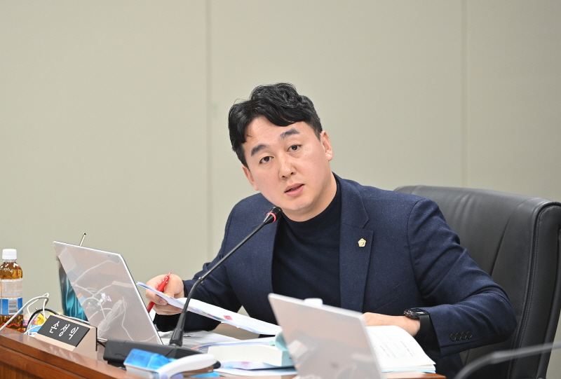 파주시의회 손성익 의원,  ‘파주시 견인자동차 운영 및 사용료 징수에  관한 조례 일부개정조례안’대표발의
