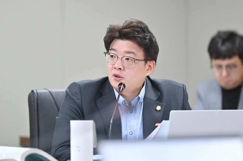 파주시의회 목진혁 의원, 청소년 중독 예방·치유 위한 보호 체계 강화
